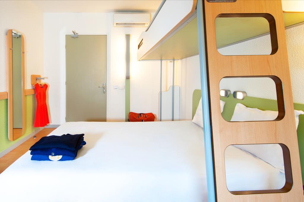 Ibis Budget Orléans Nord Saran Exterior foto
